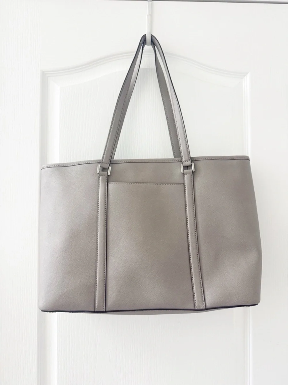 MICHAEL KORS Large Gray Tote Bag Pebbled Leather Silver Hardware